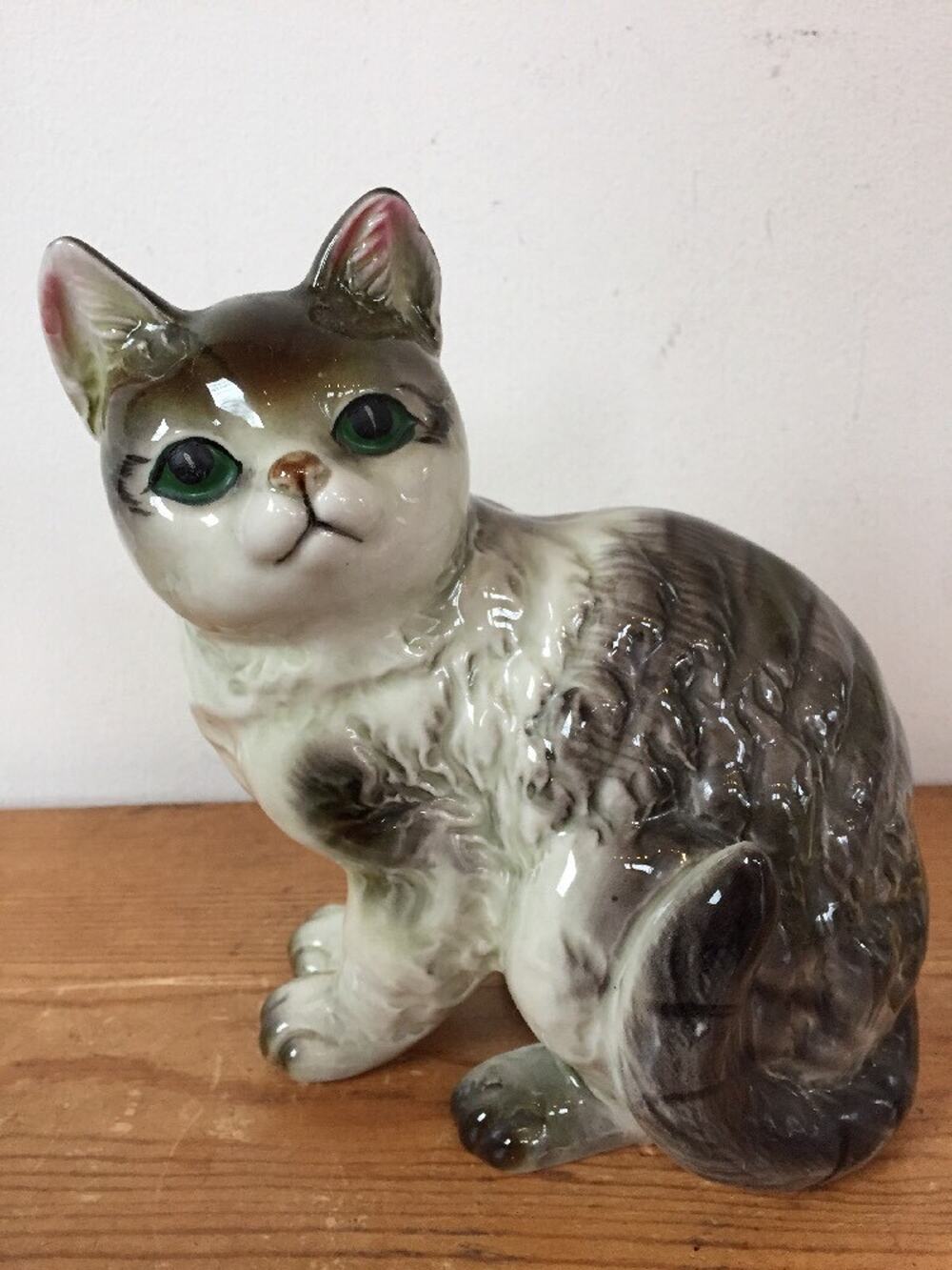 Vintage Ardalt Lenwile Hand Painted Porcelain Japanese Tabby Cat Figurine 6.5"